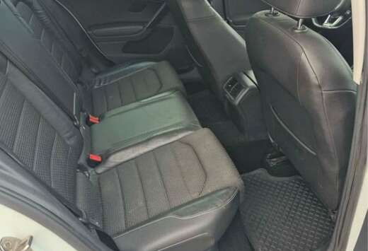 Volkswagen 2.0 CR TDi Highline DSG