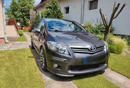 Toyota 1.6i Luna