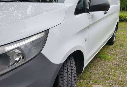 Mercedes-Benz Bestelwagen 3 -zit