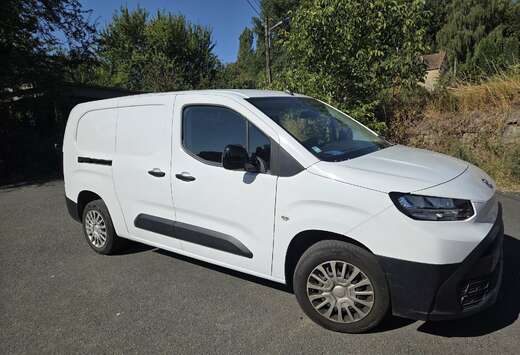Toyota Utilitaire 3p,  châssis rallongé,  vitre arr ...