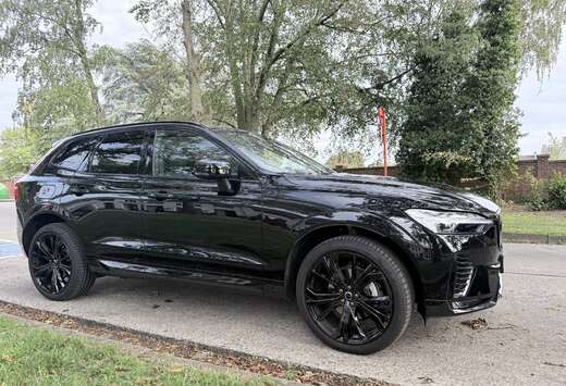 Volvo 2.0 B5 MHEV AWD Plus Black Edition