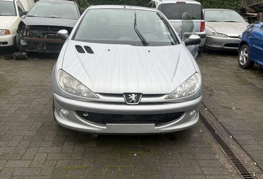 Peugeot CC 1.6 Quiksilver