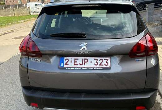 Peugeot 2008 1.2 PureTech Allure S