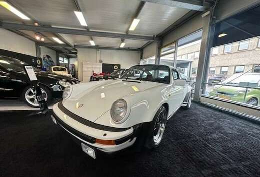 Porsche 911 Turbo (930)