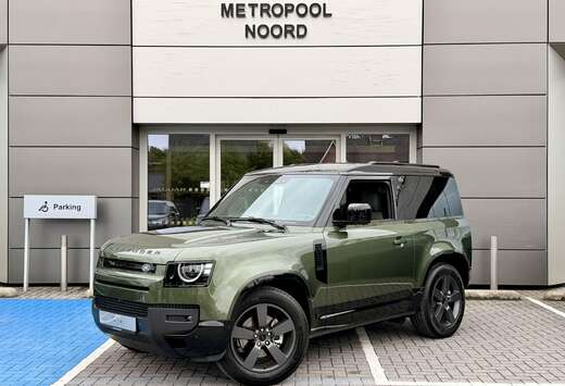 Land Rover // 90 D250 X-Dynamic SE