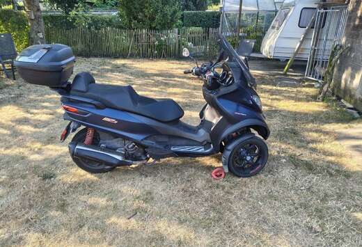 Piaggio hpe abs