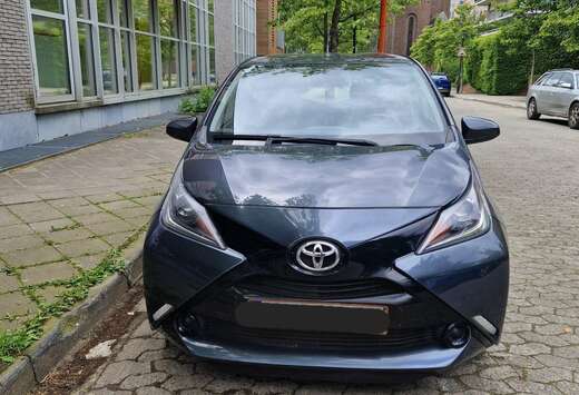 Toyota 1.0i VVT-i x-style