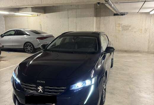 Peugeot SW 1.6 PHEV ALLURE