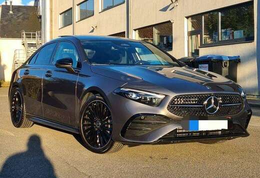 Mercedes-Benz A 180 AMG Line