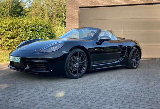 Porsche T  718 2.0 Turbo * NIEUW, 18000 km  NP91€*