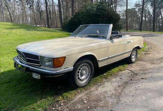 Mercedes-Benz R107 + hard top