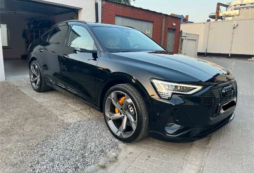 Audi 95 kWh 55 Sportrback Quattro S line FULL OPTION