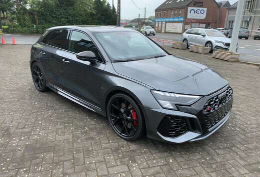 Audi 2.5 TFSI Quattro S tronic