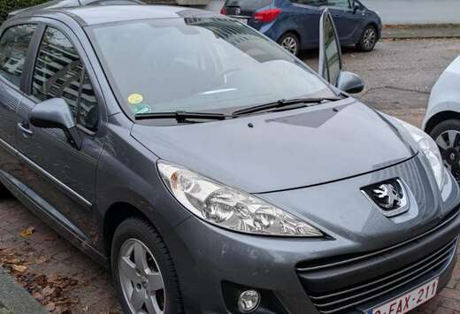 Peugeot 207 95 VTi Premium