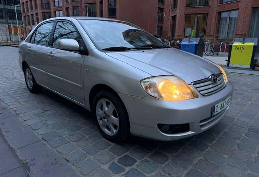 Toyota Corolla 1.4i VVT-i Silver Line Garanti CT Neuf