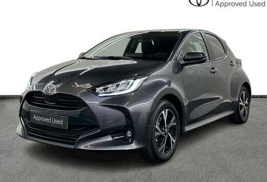 Toyota 116hp HEV Iconic | LED | carplay | camera