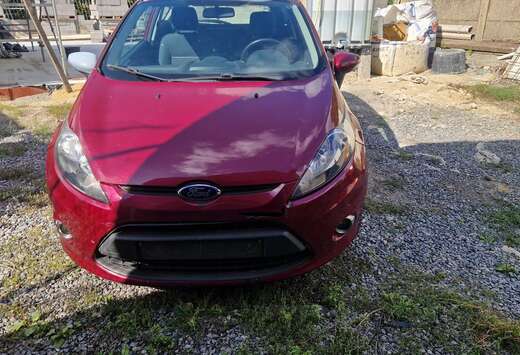 Ford 1.25i Champions Edition