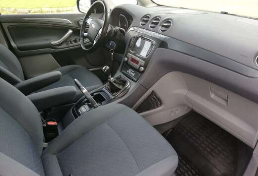 Ford Galaxy 1.9 TDi Ghia Business (Fleet)