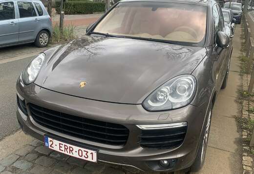 Porsche 3.0i V6 PHEV S Tiptronic (306 kW)