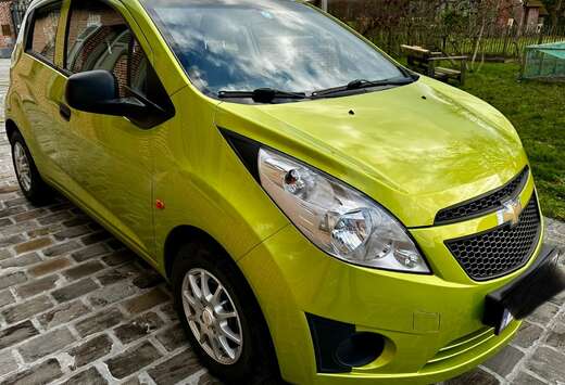 Chevrolet Spark 1.0i