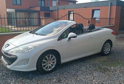 Peugeot CC 1.6i Sport Pack