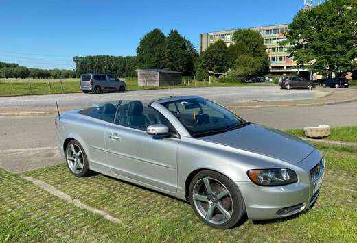 Volvo 2.0D Powershift Summum