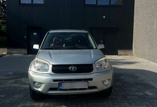 Toyota RAV4 2.0 VVT-i 152 VX