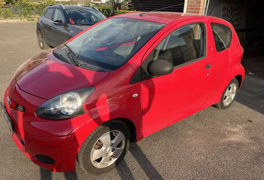 Toyota 1.0i VVT-i Plus
