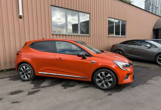 Renault 1.0 TCE 90CH X-Tronic Limited