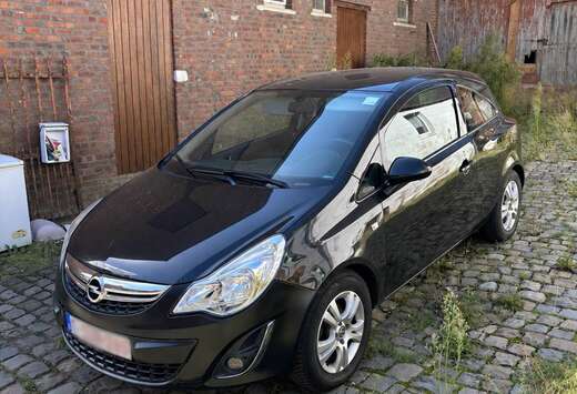 Opel 1.3 CDTi Black Edition DPF