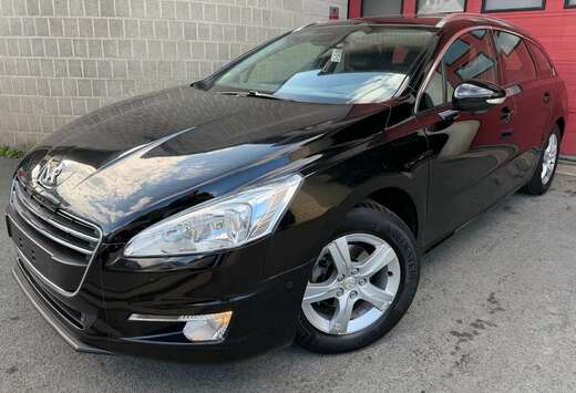 Peugeot SW 1.6 HDi Style + NAVI + CLIM + PANO