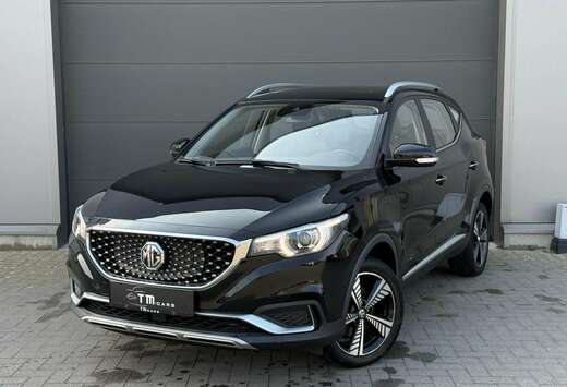 MG 44.5 kWh Luxury/PANO DAK/CAMERA/LEDER