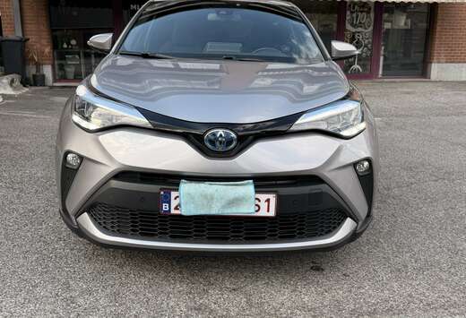 Toyota Hybrid 2.0i VVT-i C-Hic E-CVT
