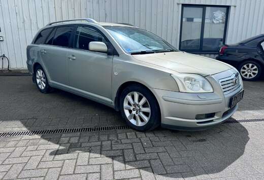Toyota Avensis SW 2.0i VVT-i 16v D4 Linea Luna