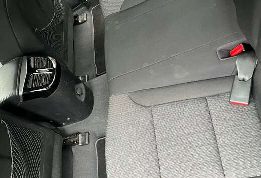 Hyundai 1.7 CRDi Lounge ISG