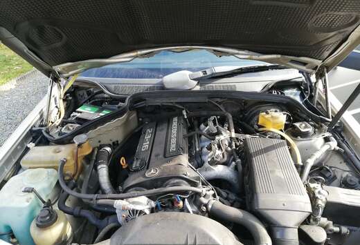 Mercedes-Benz 190 E 2.3-16