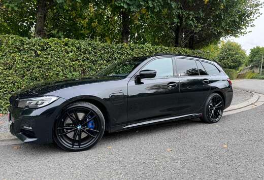 BMW 330e M performance Full option Full Black Sapphir ...