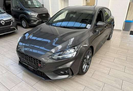 Ford ST 280pk 2.3 ecoboost