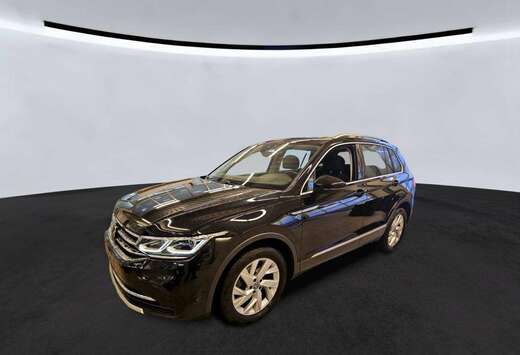 Volkswagen Elegance 2.0 TDI 150CV DSG7 *PANO* MATRIX  ...