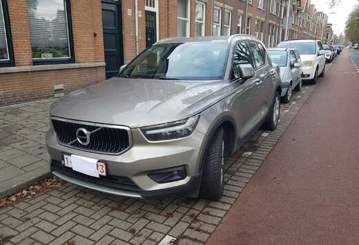 Volvo XC40 1.5 T3 Momentum Pro