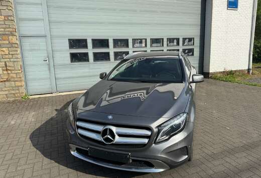 Mercedes-Benz GLA 200 (156.943)
