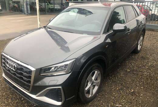 Audi Q2 35 TFSI Business Edition S line S tronic Busi ...