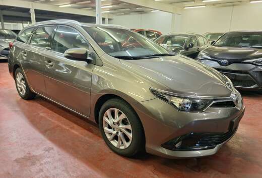 Toyota Auris SW 1.2 Turbo