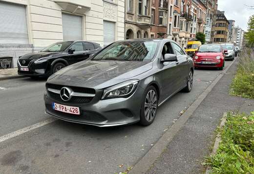 Mercedes-Benz d 184.000km, 2018 Euro6b, très bon eta ...