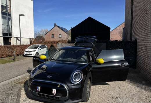 MINI e-Mini 28.9 kWh L