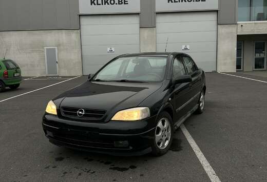 Opel 1.4i XE 16v Edition 2000