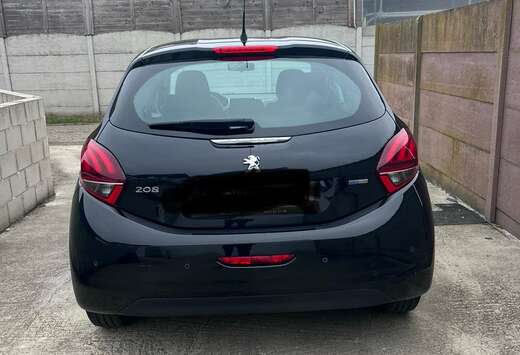 Peugeot PureTech 82 Allure