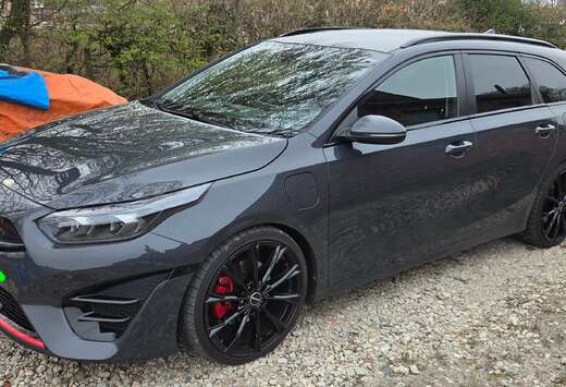 Kia 1.6phev 140 spirit