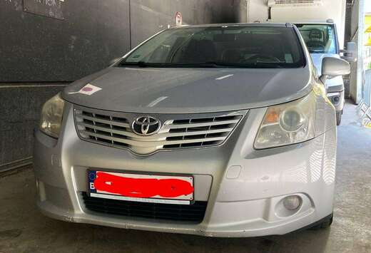 Toyota Avensis SW 2.0 D-4D Executive II DPF