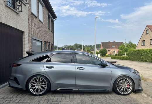 Kia GT 1.6 T-GDi DCT ISG